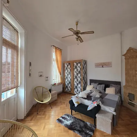 Appartement Rustic In Boekarest